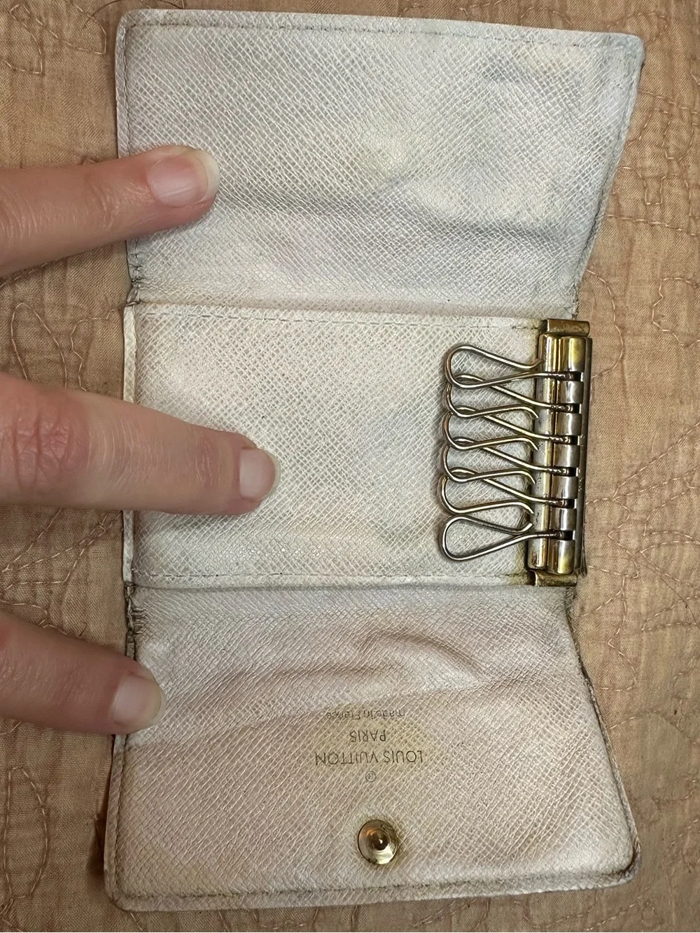 Louis Vuitton Damier Azur Canvas Key & Card Holder in Cream and Brown